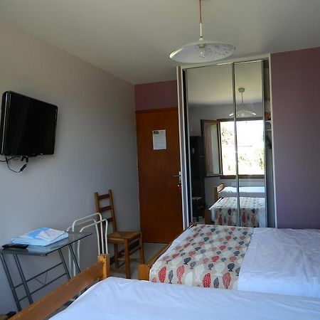 Chambre D'Hotes Les 3 Moulins Cozes ภายนอก รูปภาพ