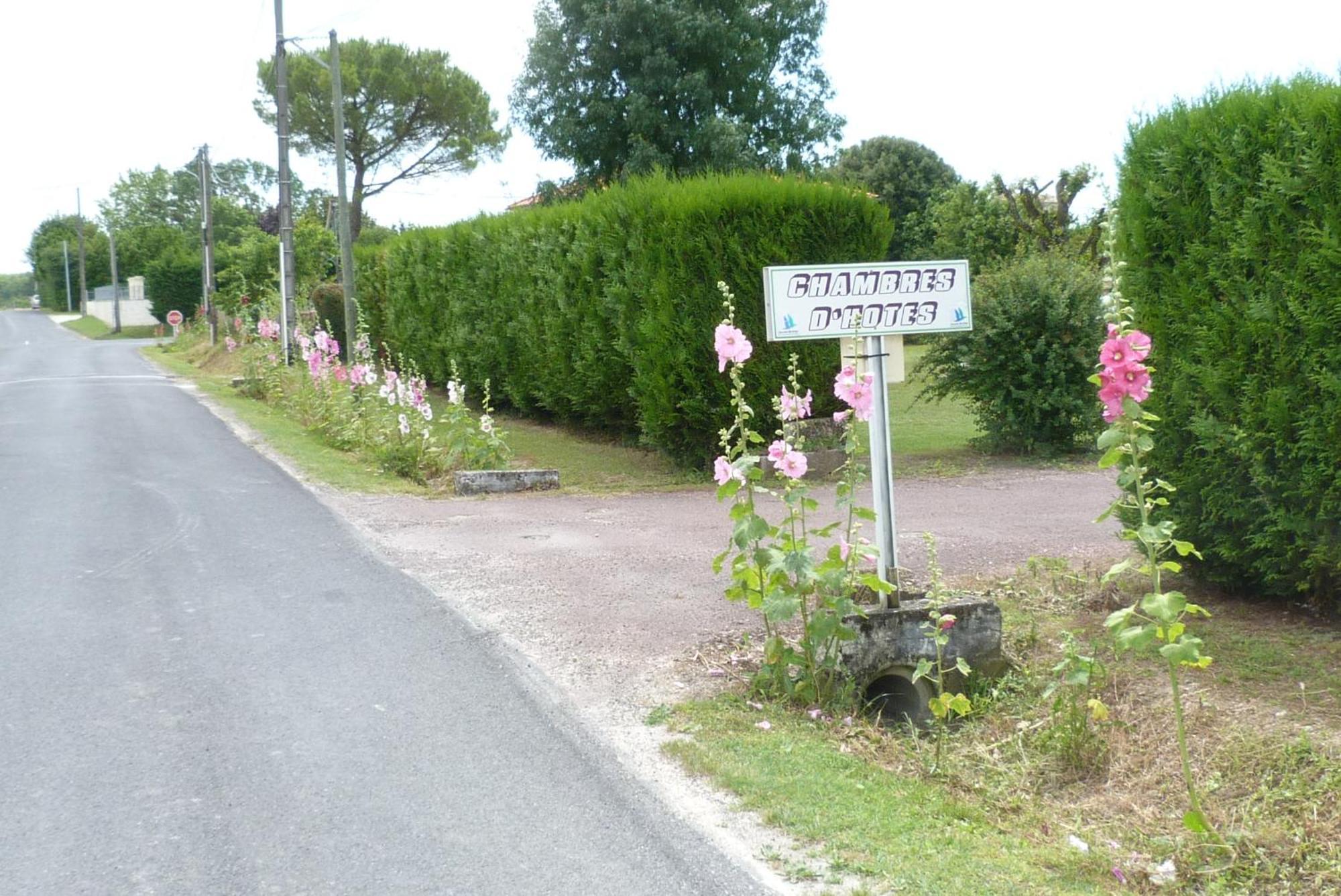 Chambre D'Hotes Les 3 Moulins Cozes ภายนอก รูปภาพ