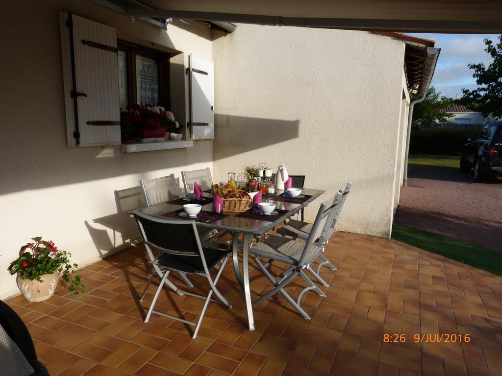 Chambre D'Hotes Les 3 Moulins Cozes ภายนอก รูปภาพ