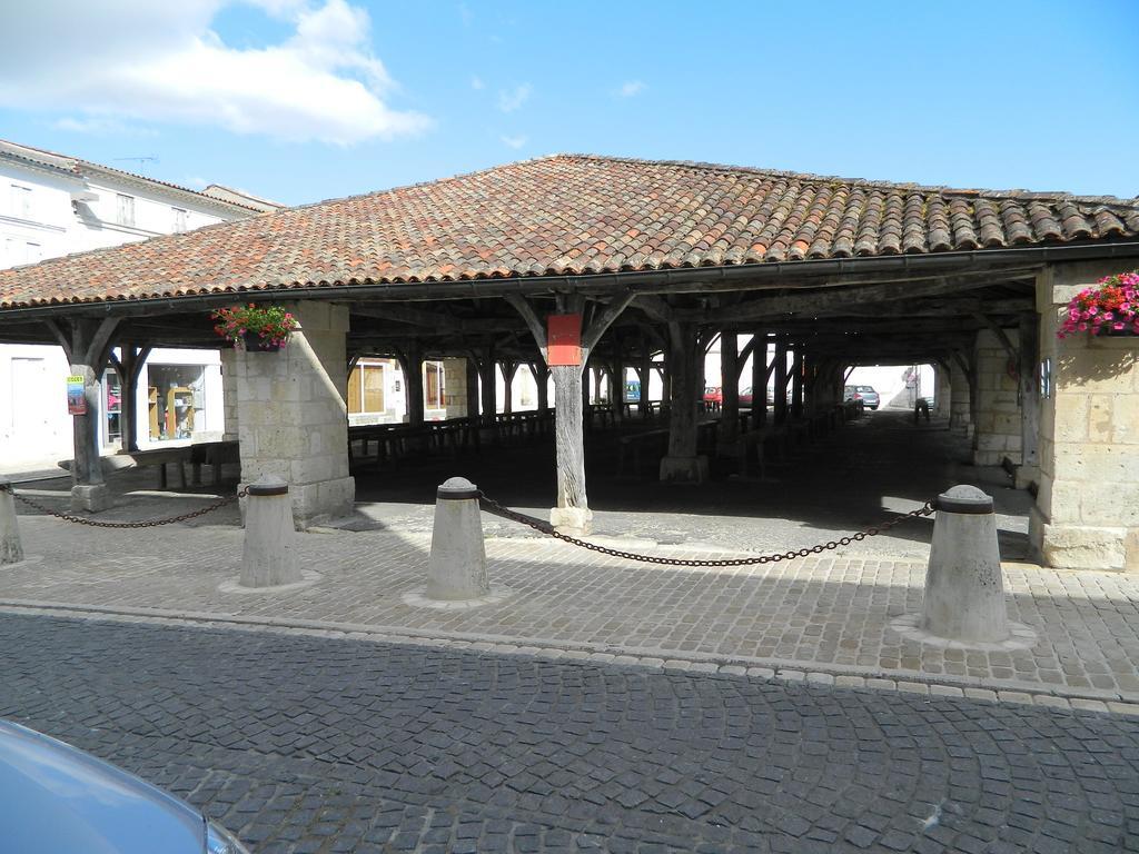 Chambre D'Hotes Les 3 Moulins Cozes ภายนอก รูปภาพ